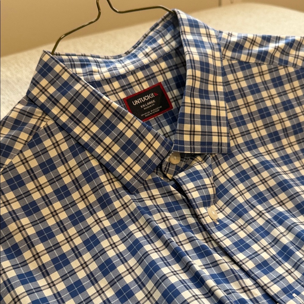 UNTUCKit Men's Navy and White Checkered Shirt